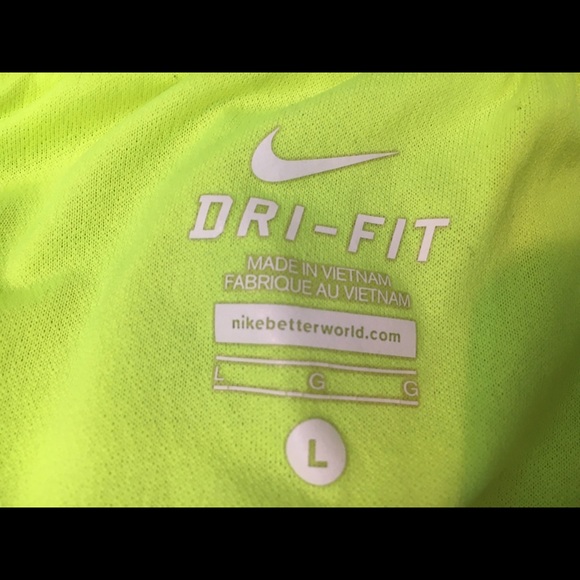 Nike Dri Fit Women’s Purple Striped Shorts L - Picture 4 of 4